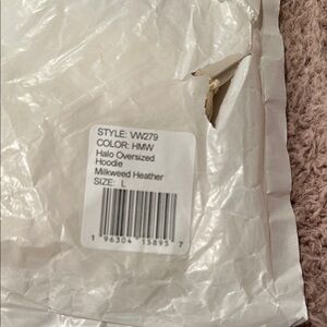 Vuori Halo Oversized Hoodie. Brand new in package